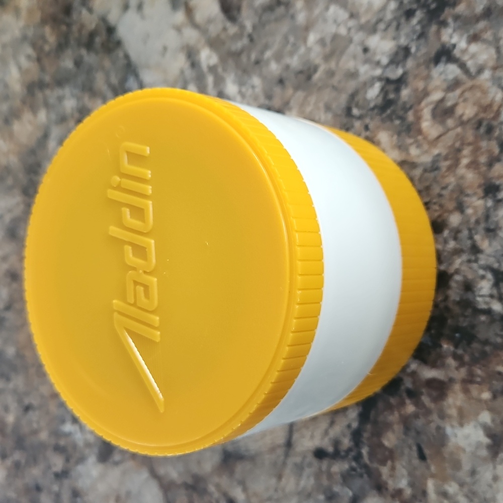 Vintage Aladdin #7000‎ insulated thermos jar white with yellow freezer lid - Picture 8 of 8